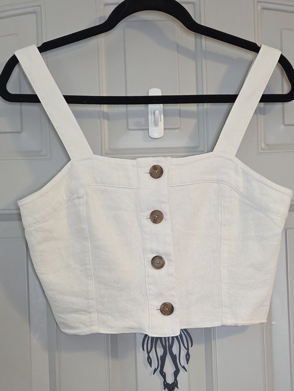 Worthington - Cream Button-Front Crop Top